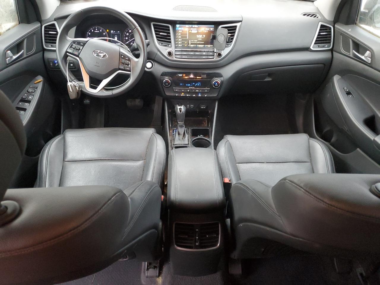 HYUNDAI TUCSON LIMITED