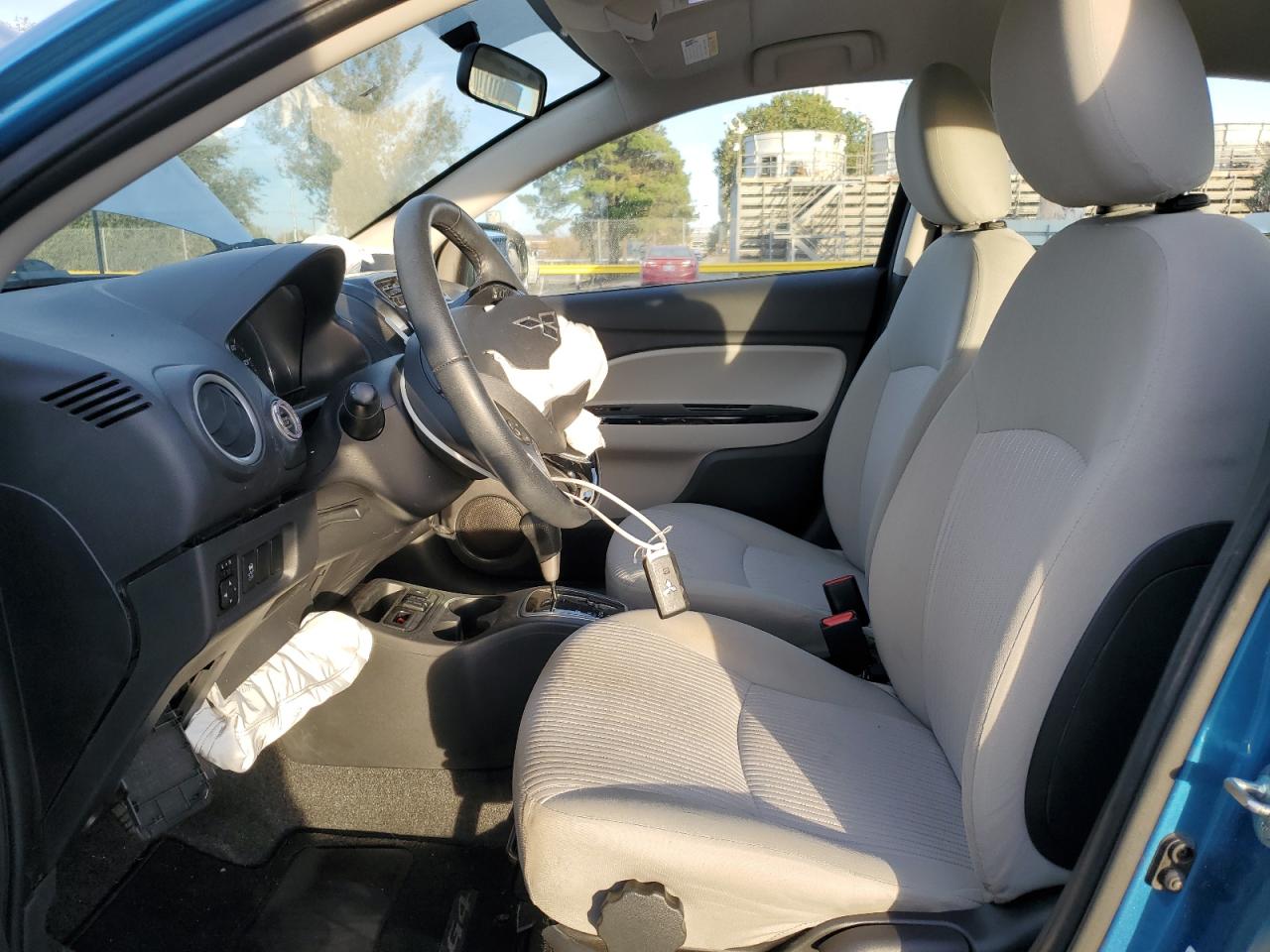 MITSUBISHI MIRAGE G4 SE