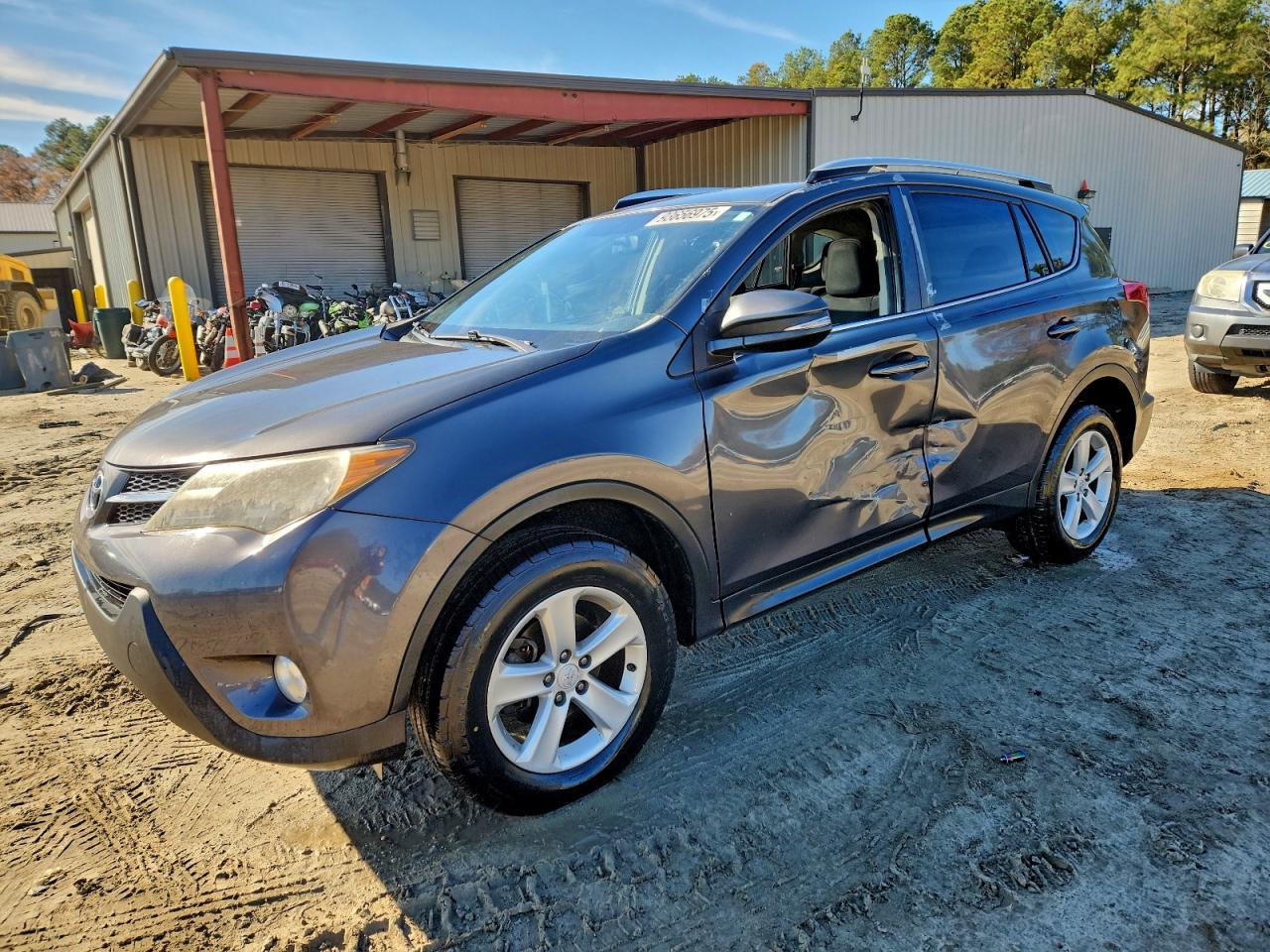 TOYOTA RAV4 XLE