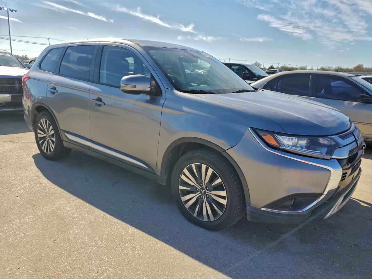 Lot #3311562265 2019 MITSUBISHI OUTLANDER