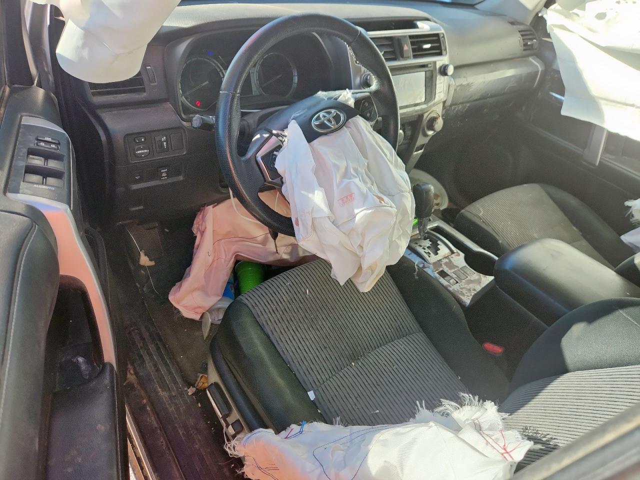 TOYOTA 4RUNNER SR5/SR5 PREMIUM