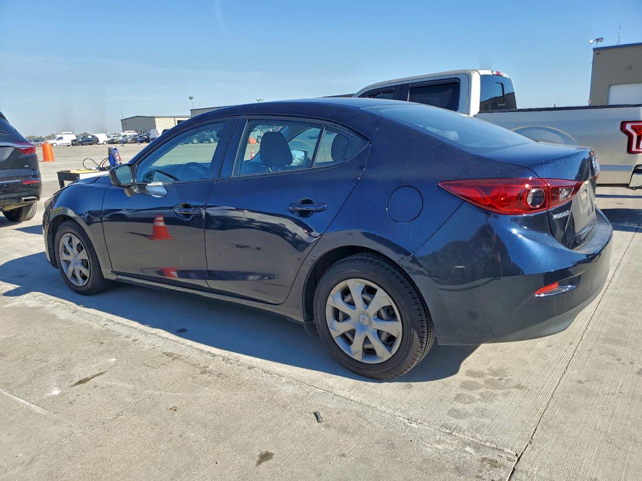 MAZDA 3 SV