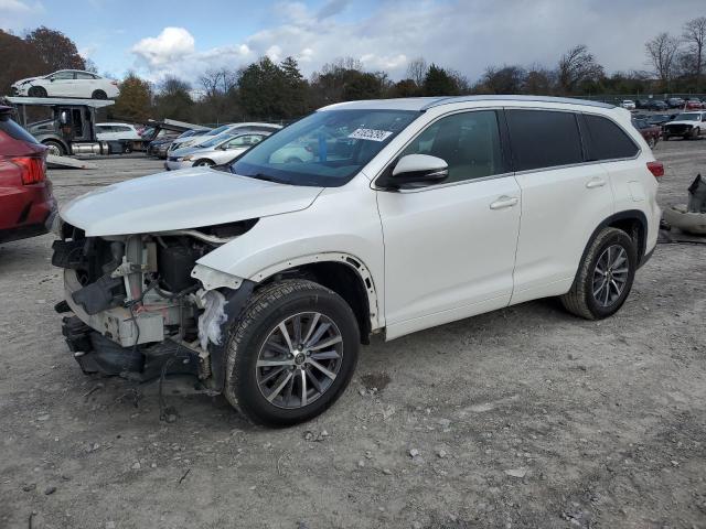 2017 TOYOTA HIGHLANDER #3297118547