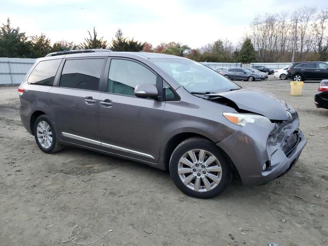 2013 TOYOTA SIENNA XLE #3292379273