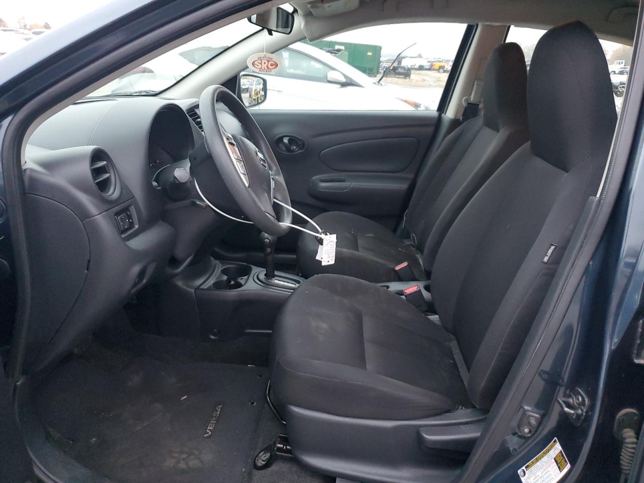 NISSAN VERSA S