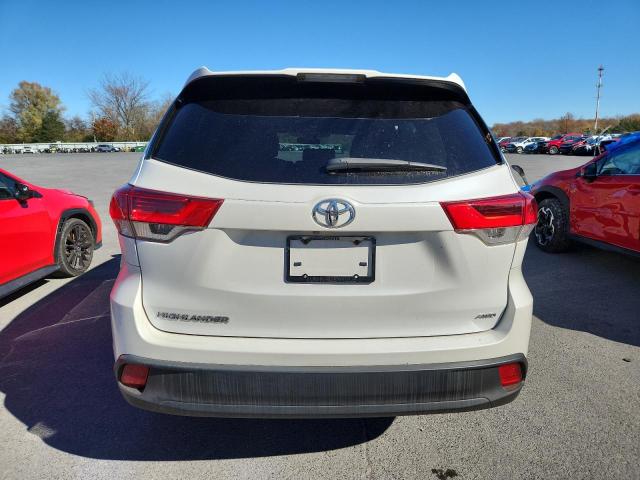 2017 TOYOTA HIGHLANDER #3304673916