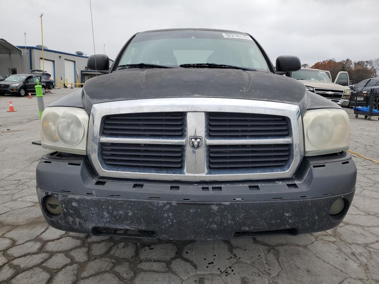Lot #3309377966 2005 DODGE DAKOTA QUA