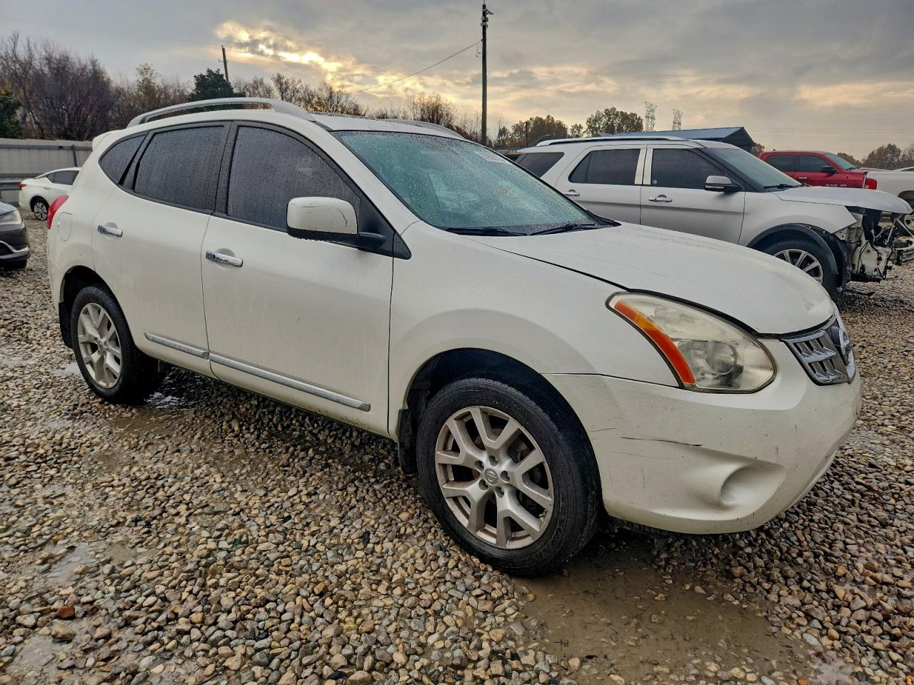NISSAN ROGUE S