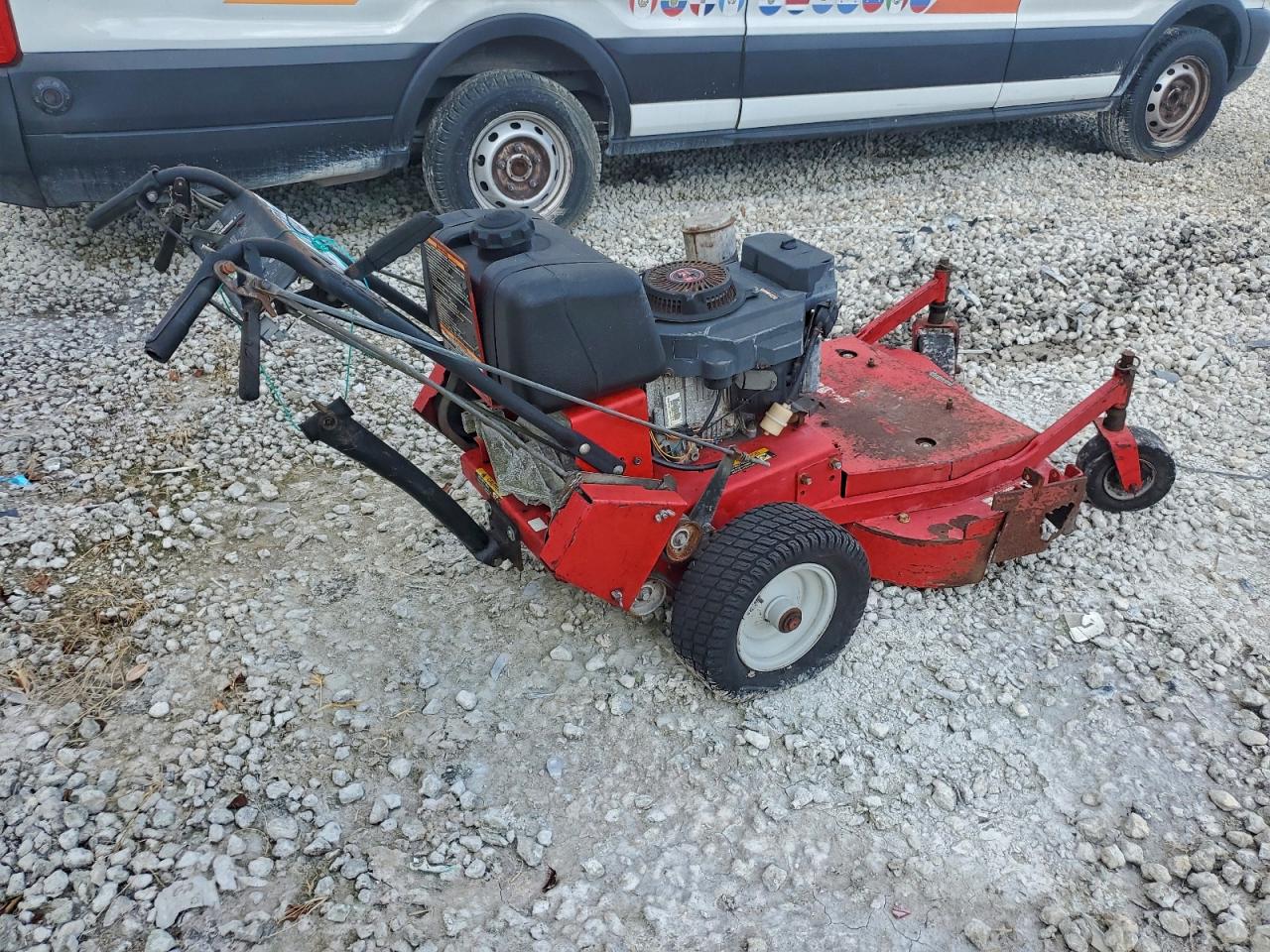 Lot #3302878926 2010 URWI UNKNOWN