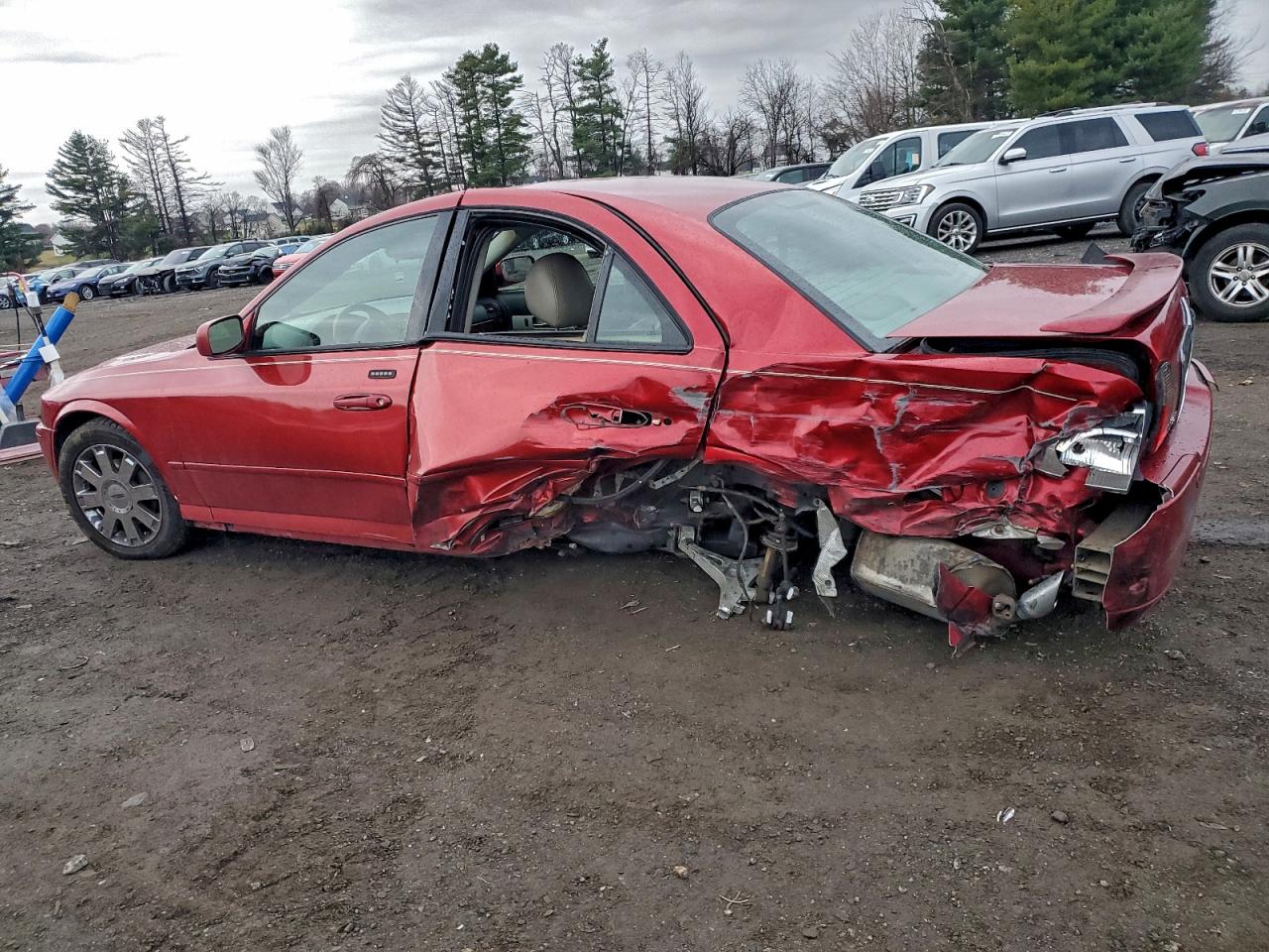 Lot #3302703007 2003 LINCOLN LS