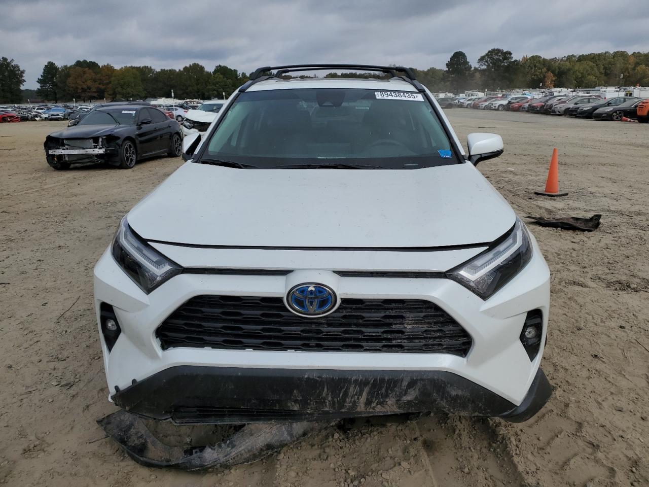 TOYOTA RAV4 XLE PREMIUM