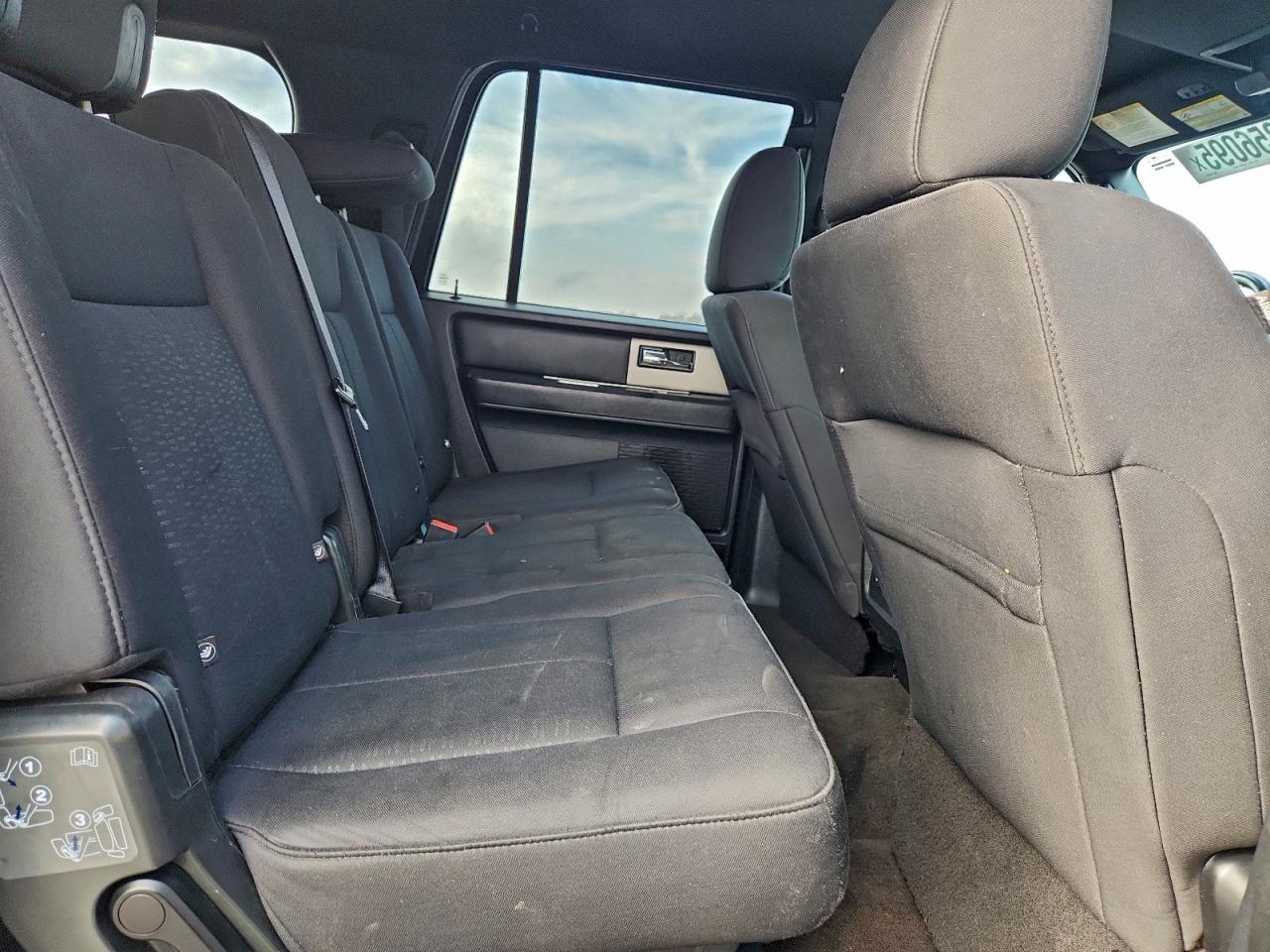 FORD EXPEDITION EL XLT