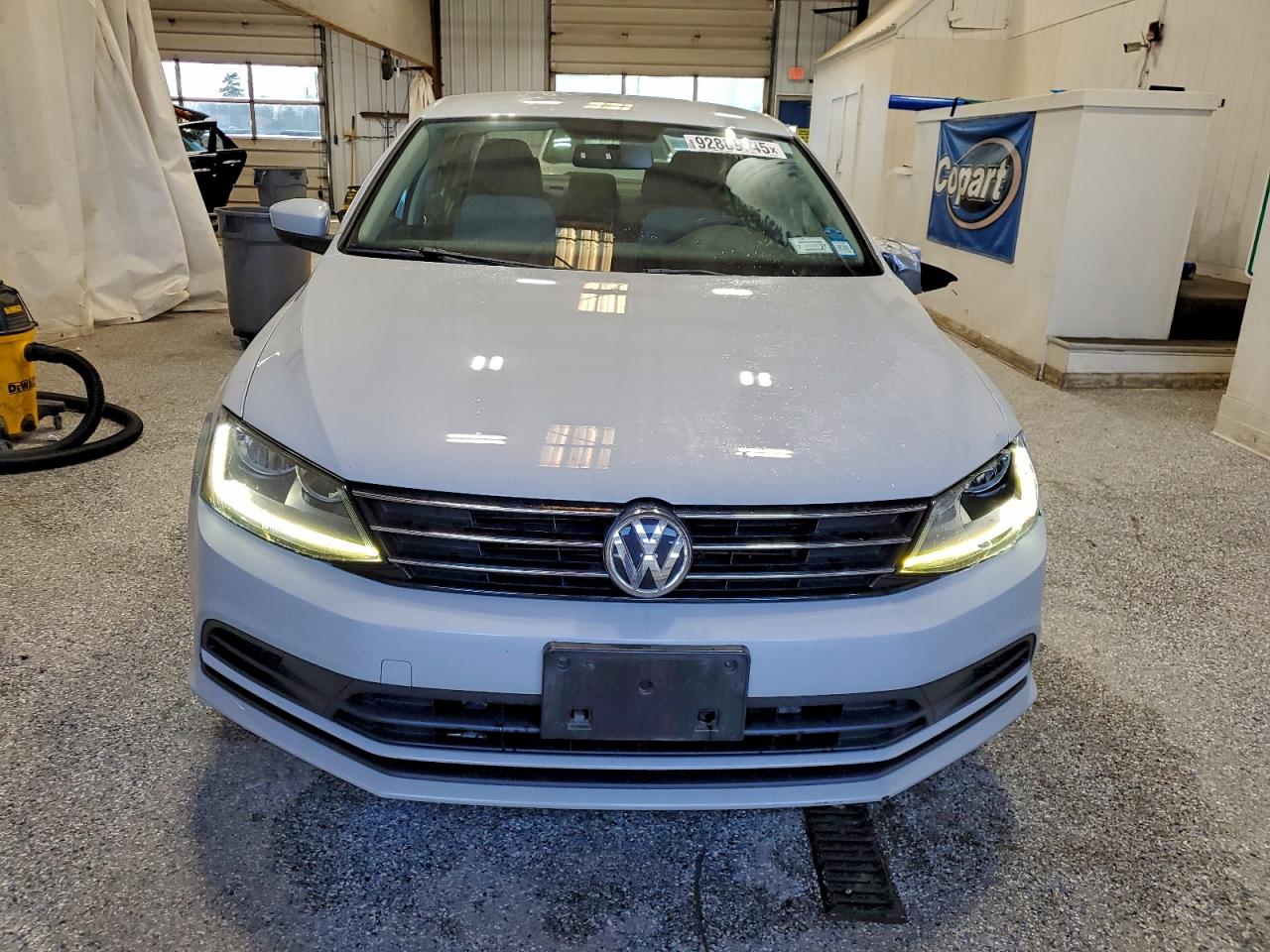 VOLKSWAGEN JETTA S