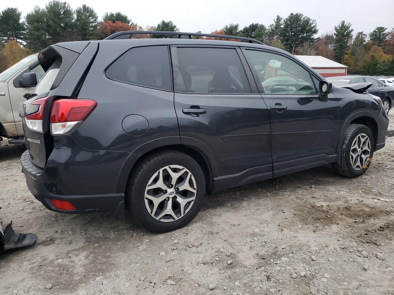 SUBARU FORESTER PREMIUM