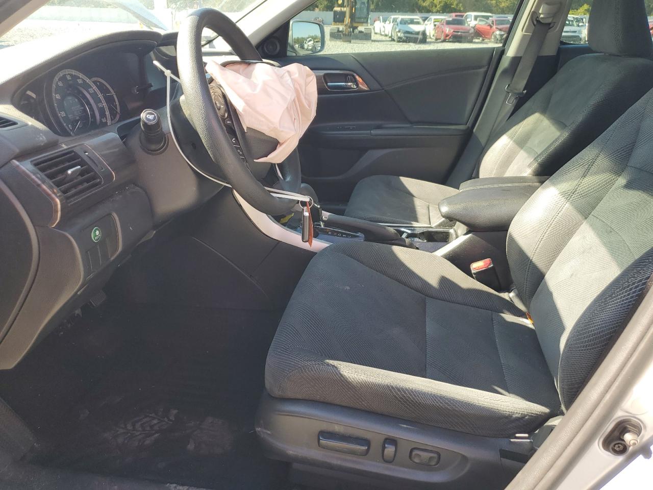 Lot #3316804403 2017 HONDA ACCORD EX