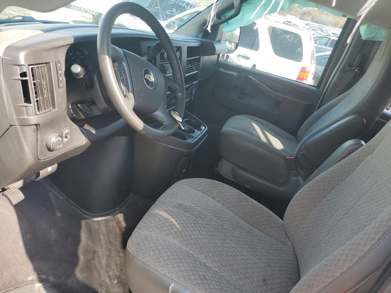 CHEVROLET EXPRESS LT