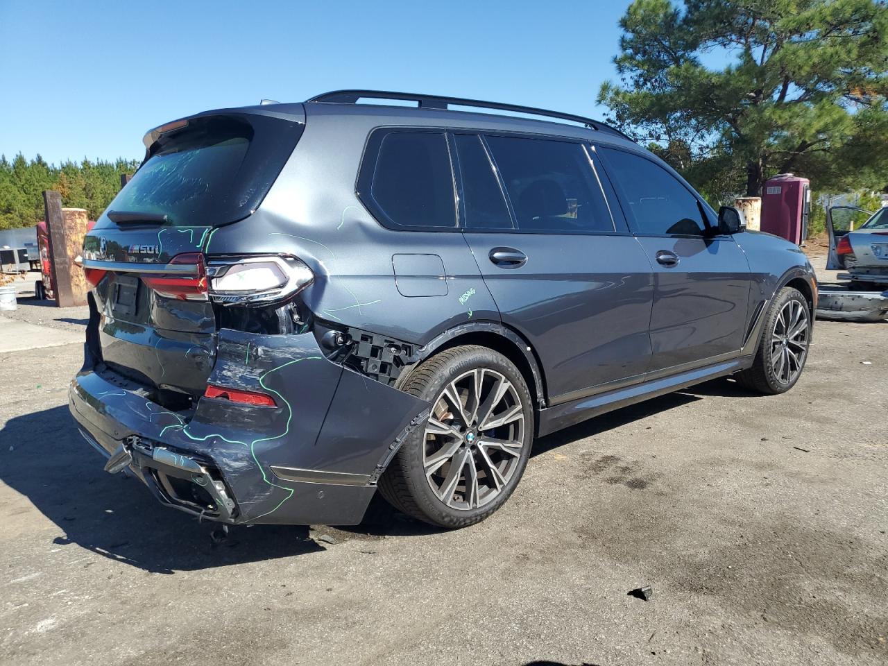 BMW X7 M50I