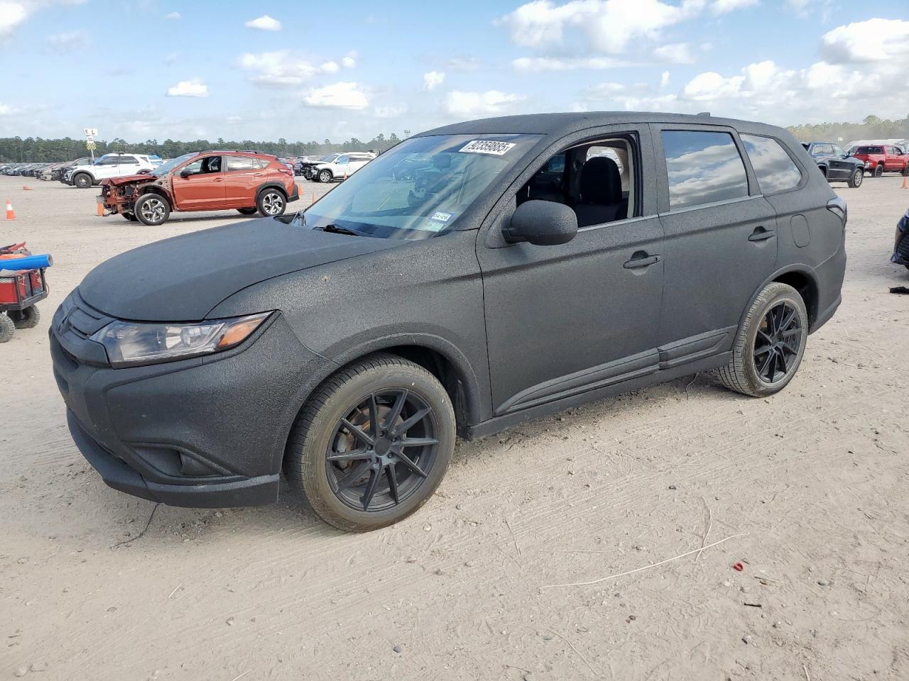 MITSUBISHI OUTLANDER ES