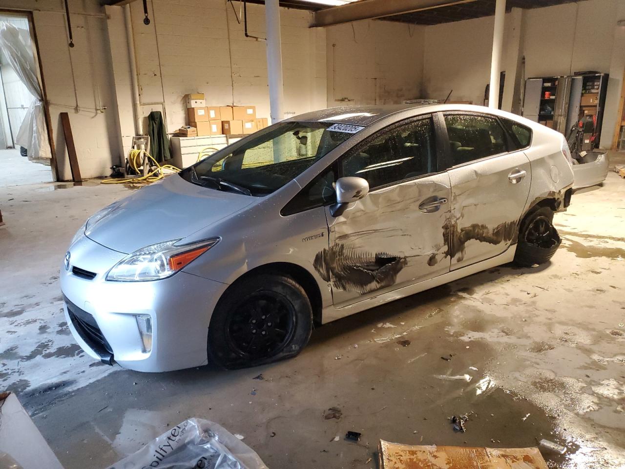 TOYOTA PRIUS