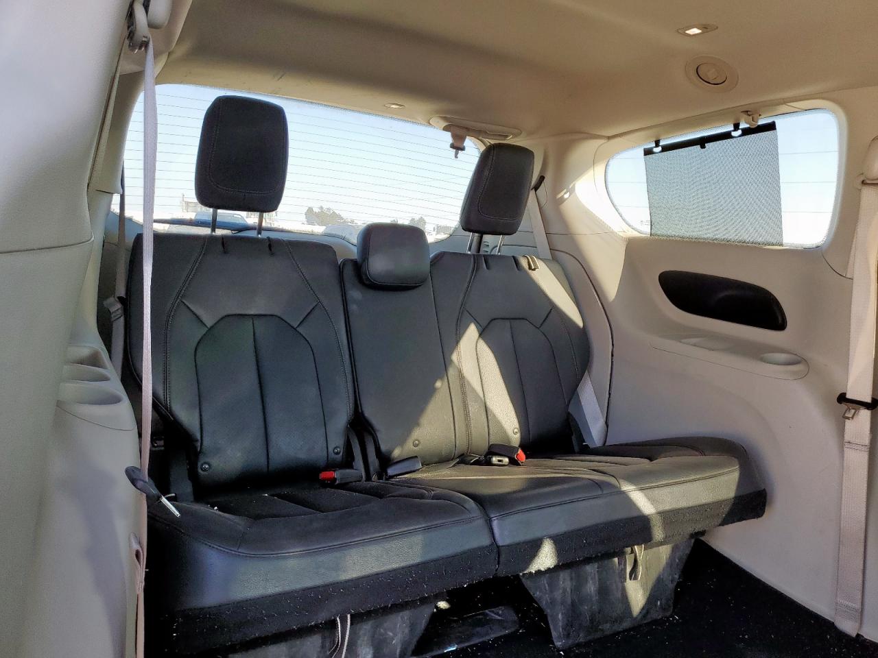 Lot #3304177446 2017 CHRYSLER PACIFICA E