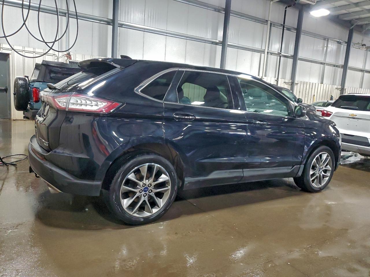 FORD EDGE TITANIUM