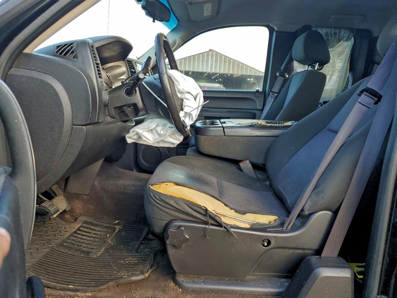 CHEVROLET SILVERADO C1500 LT