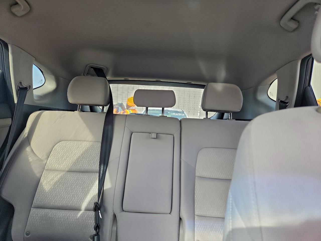 Lot #3302923133 2017 HYUNDAI TUCSON LIM