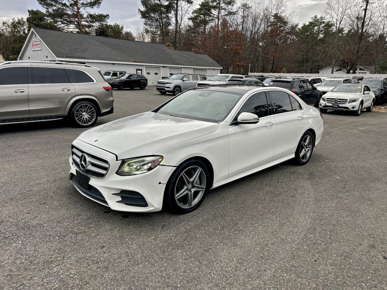 MERCEDES-BENZ E-CLASS 300