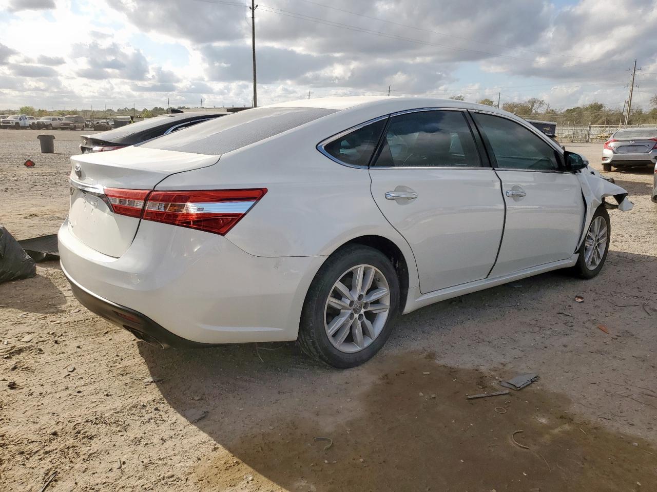 TOYOTA AVALON BASE