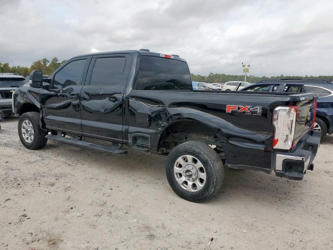 FORD F-250 SUPER DUTY