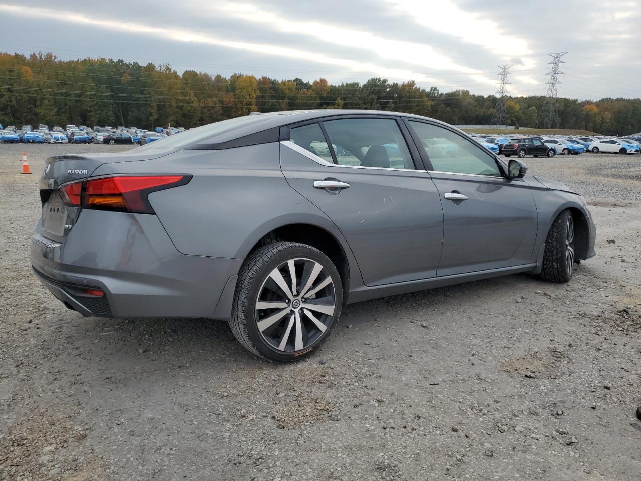 NISSAN ALTIMA PLATINUM