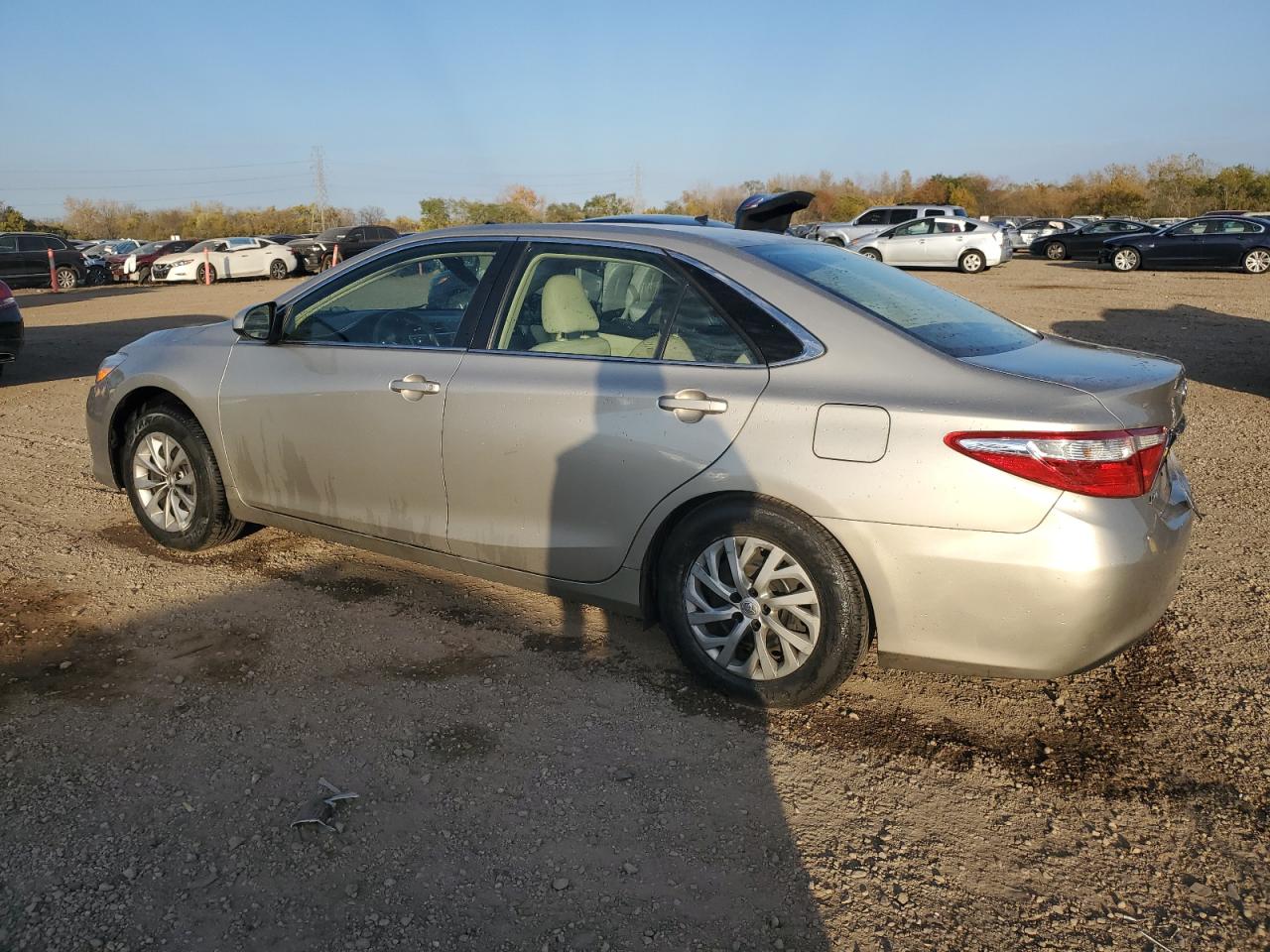 TOYOTA CAMRY LE