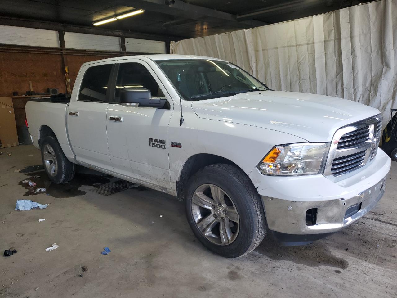 RAM 1500 SLT