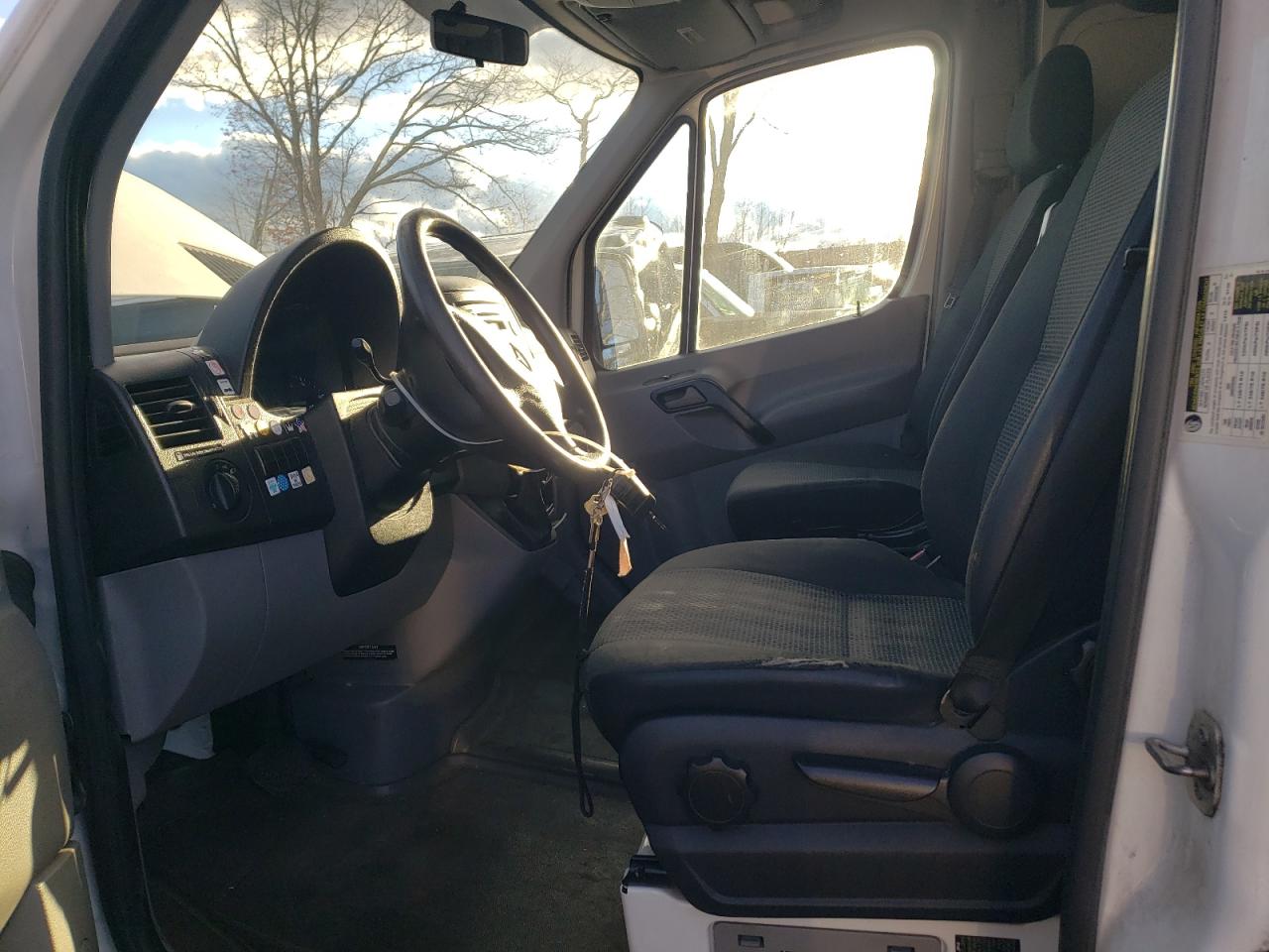 MERCEDES-BENZ SPRINTER 2500