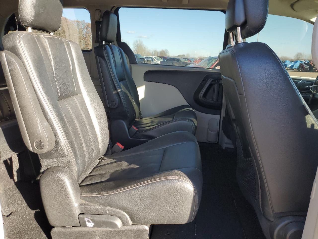 CHRYSLER TOWN & COUNTRY TOURING