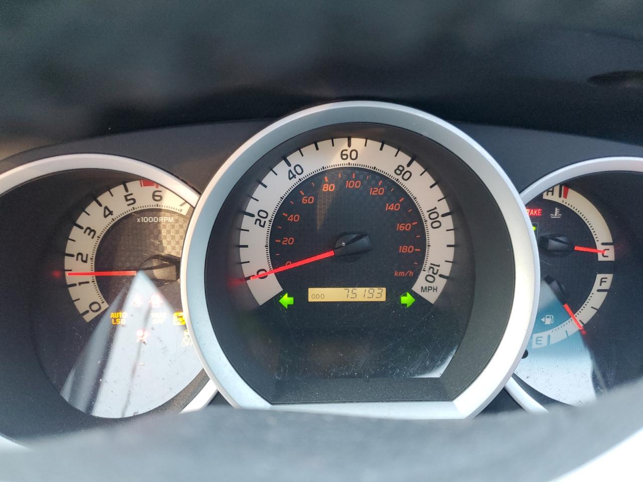 Lot #3308444291 2015 TOYOTA TACOMA DOU