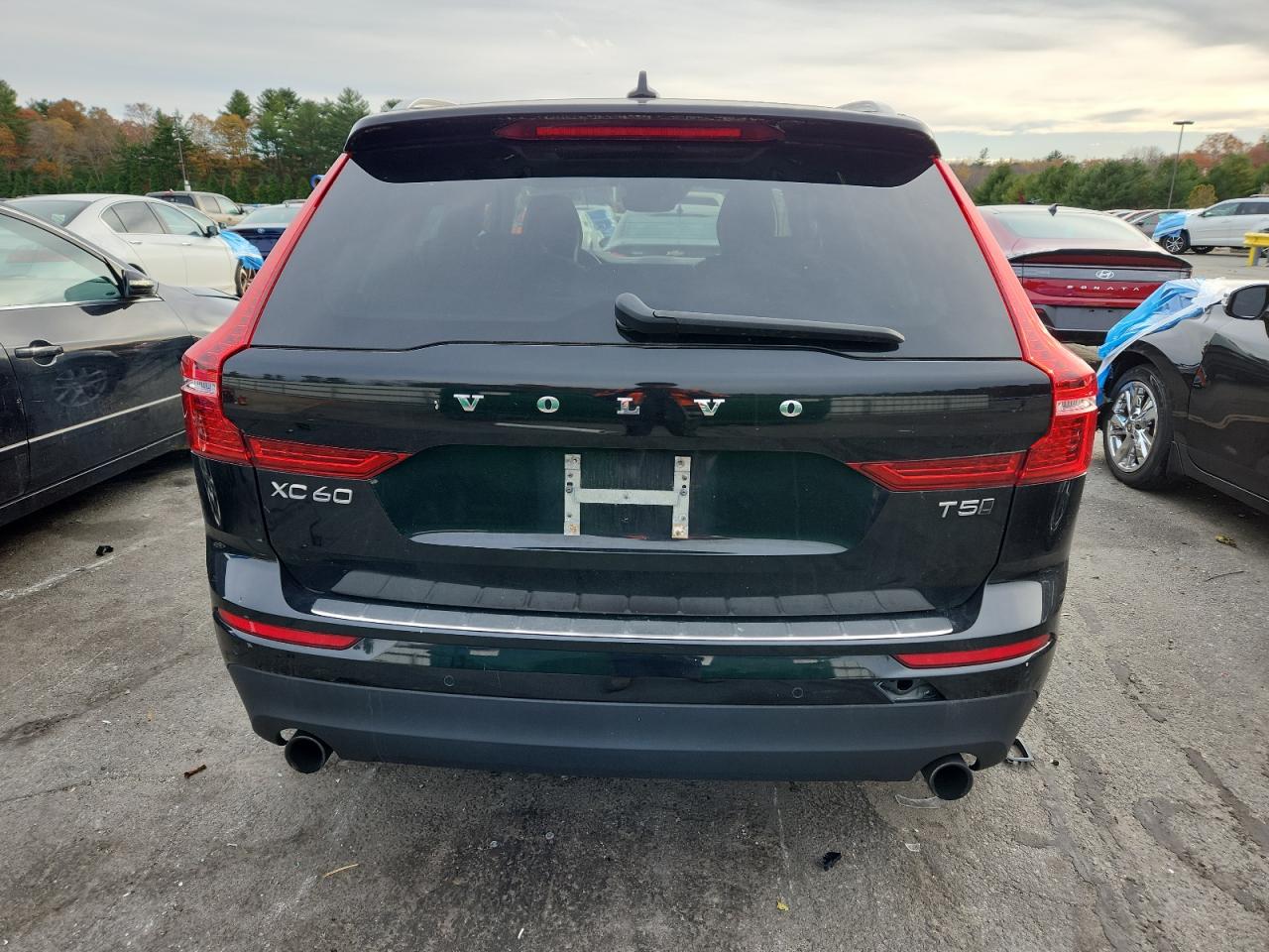 VOLVO XC60 T5 MOMENTUM