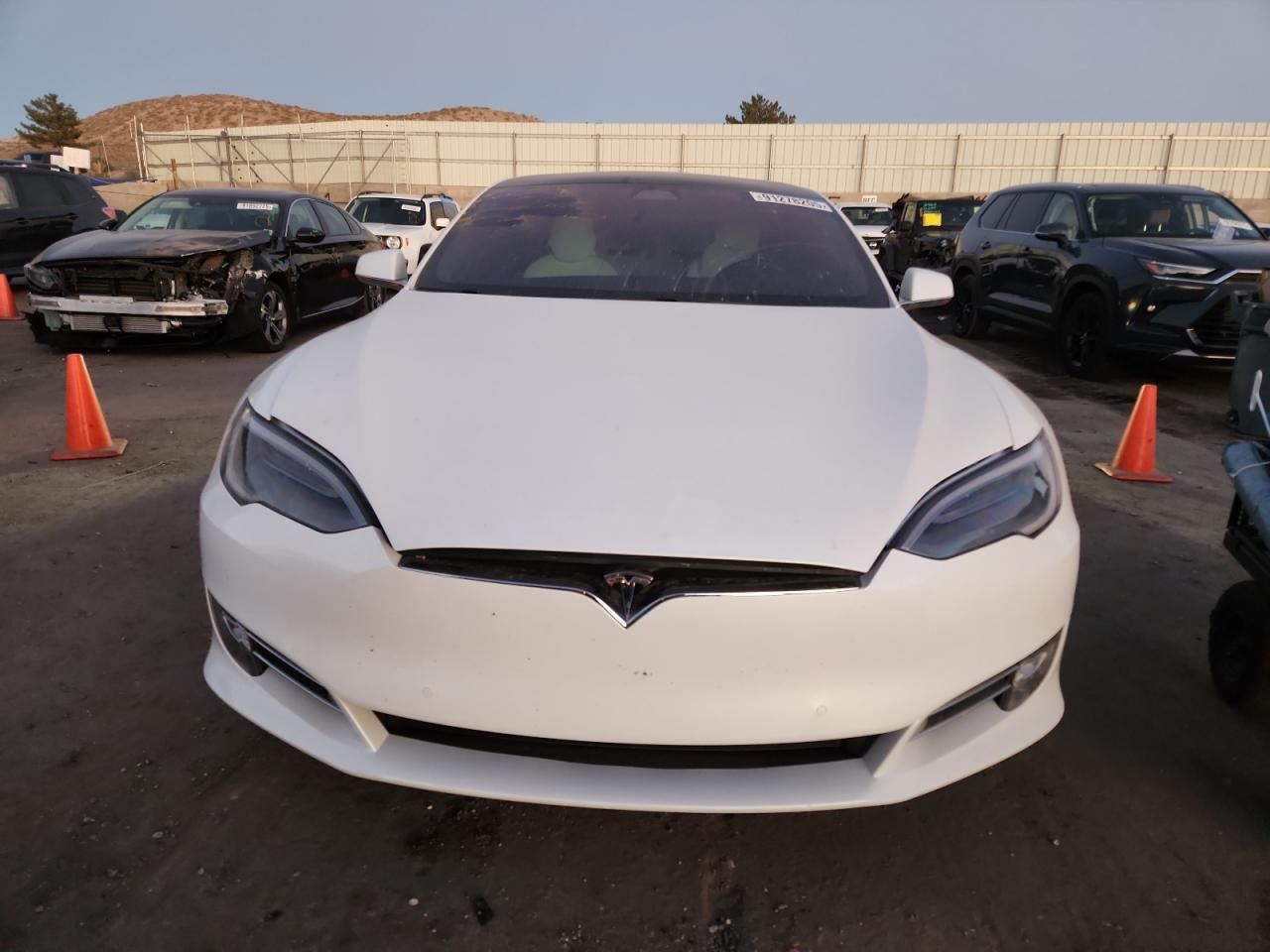 TESLA MODEL S