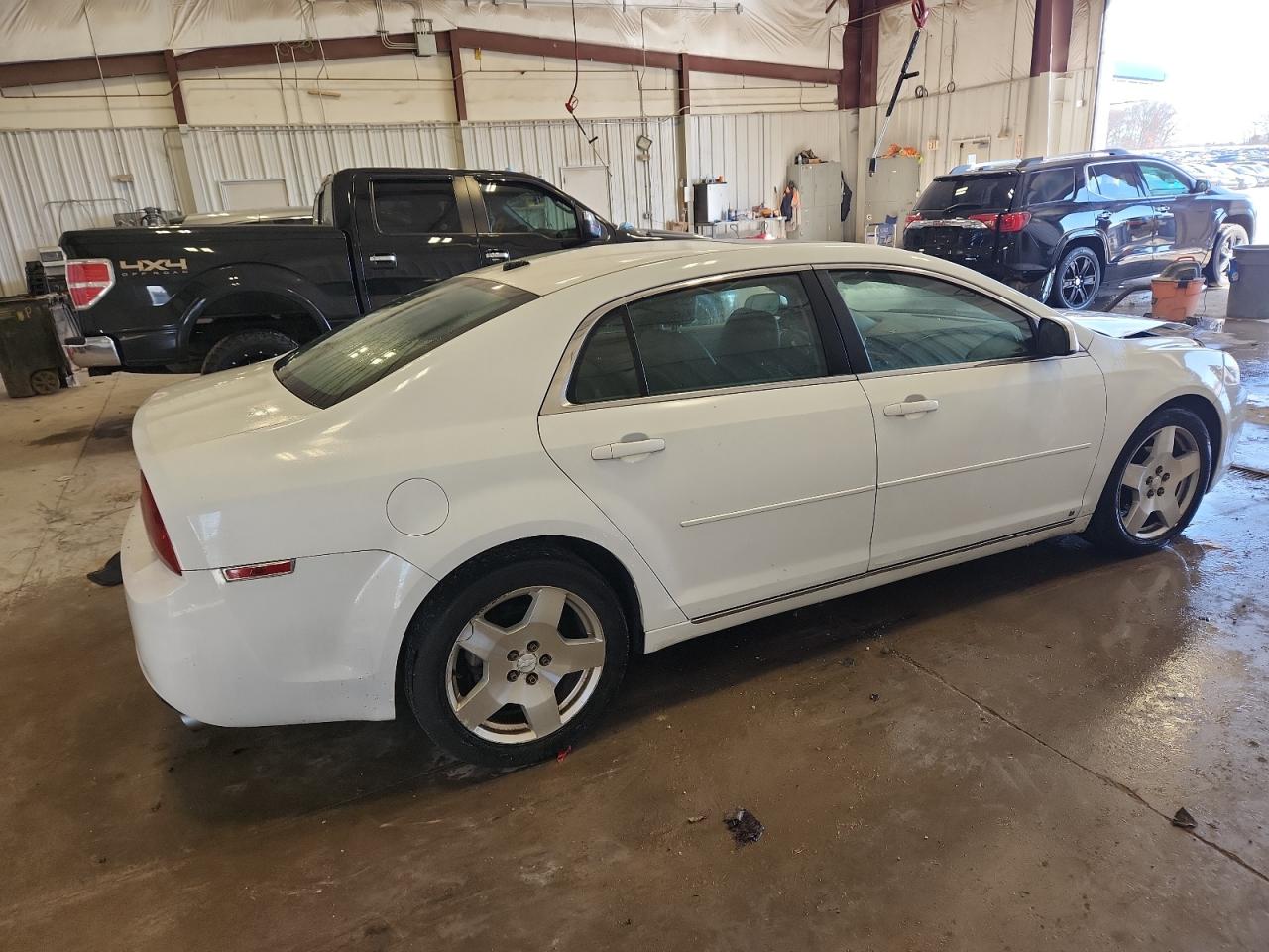 Lot #3302923107 2009 CHEVROLET MALIBU 2LT
