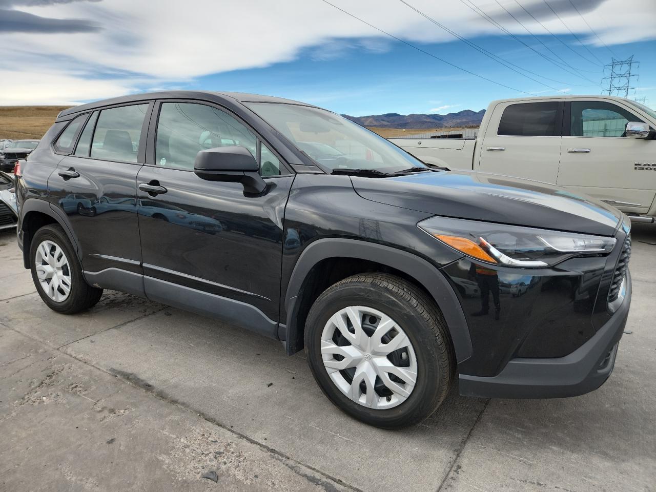 TOYOTA COROLLA CROSS L