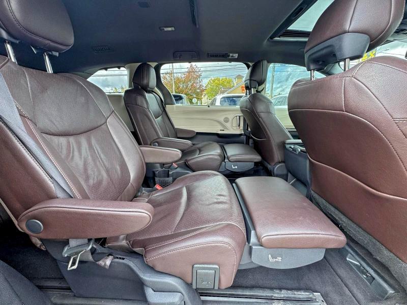 2022 TOYOTA SIENNA LIM #3296752951