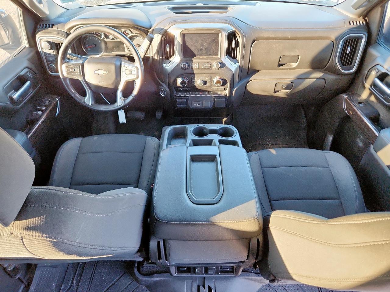 CHEVROLET SILVERADO K1500 LT