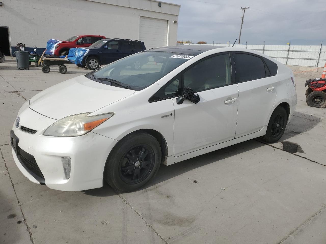 TOYOTA PRIUS