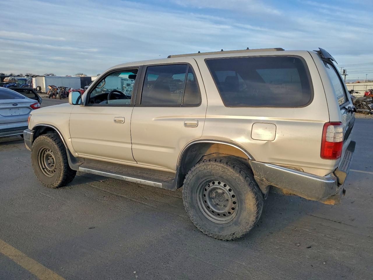 Lot #3298069132 2000 TOYOTA 4RUNNER SR