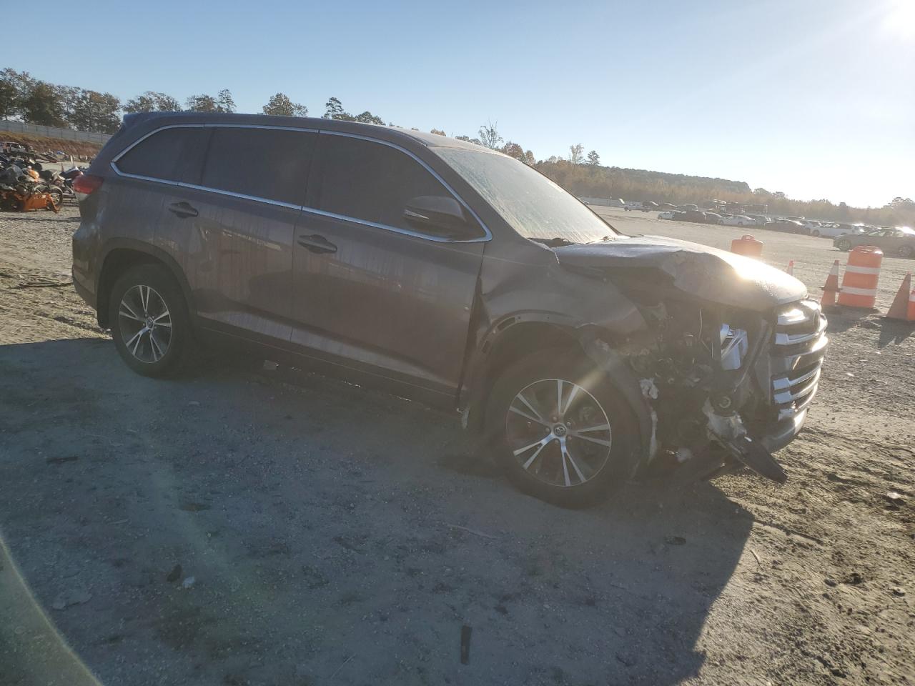 TOYOTA HIGHLANDER LE