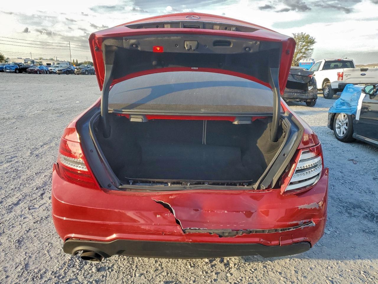 MERCEDES-BENZ C-CLASS 250