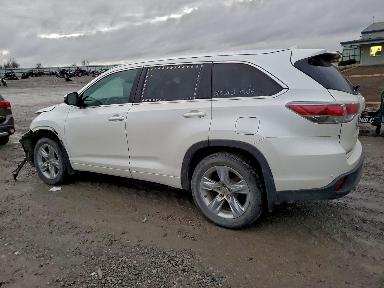 TOYOTA HIGHLANDER LIMITED