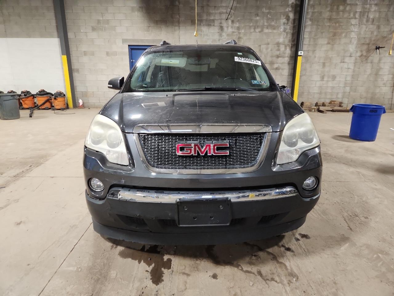 GMC ACADIA SLT-1