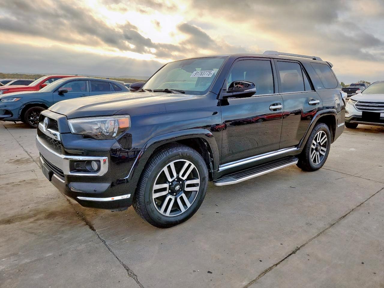 TOYOTA 4RUNNER SR5