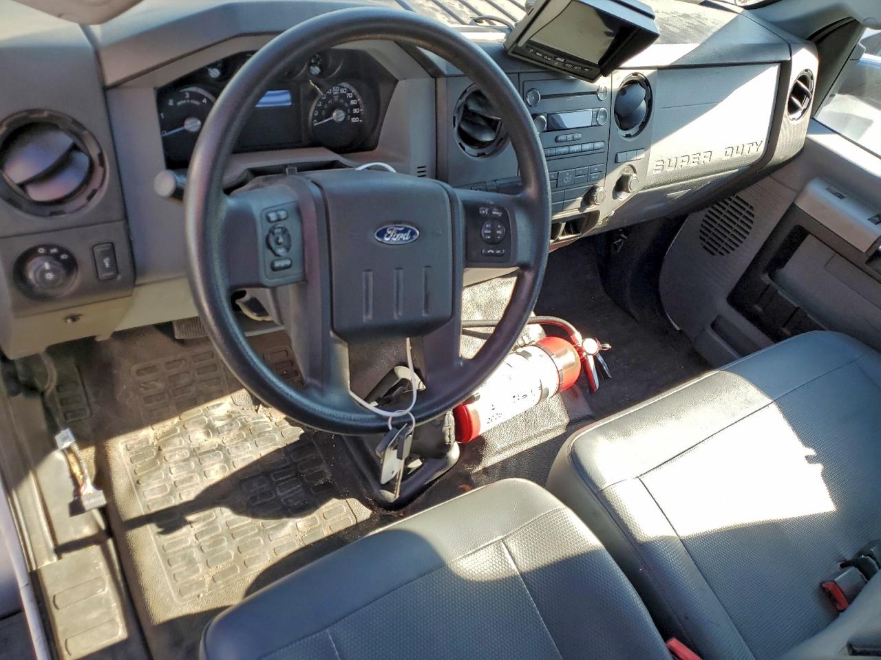 Lot #3309207644 2019 FORD F750 SUPER